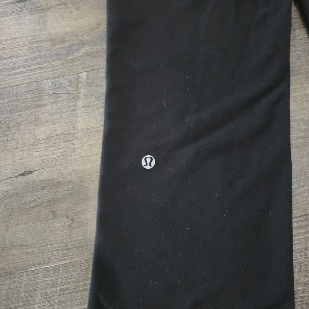 lululemon Astro Leggings lululemon Size 2 Black Crossover Waist Yoga Gym 31.5